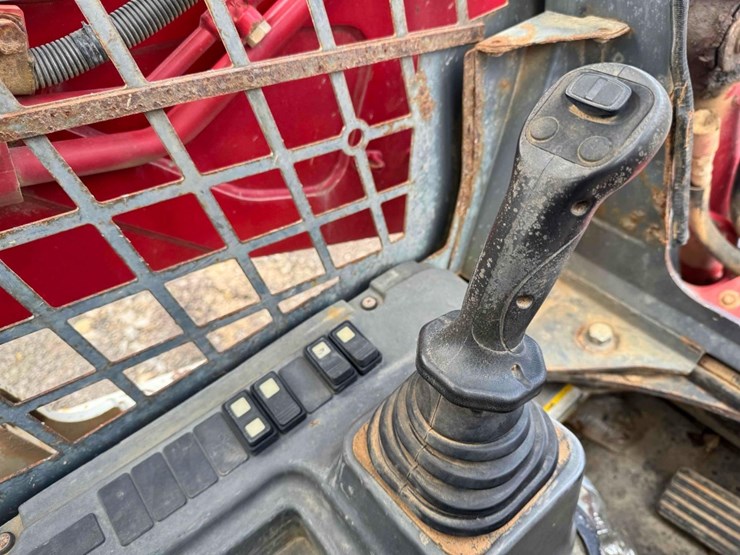 takeuchi-tl12v2-image-18