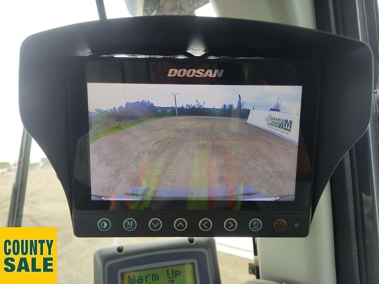 2015-doosan-dl250-3-image-13