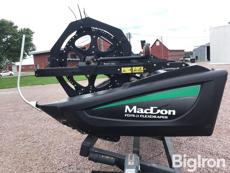 2014-mac-don-fd75-image-8