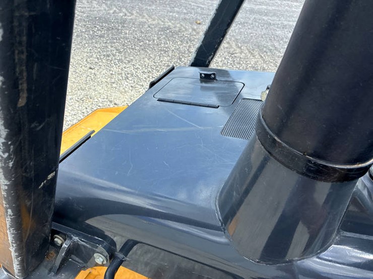 2022-john-deere-450-image-62