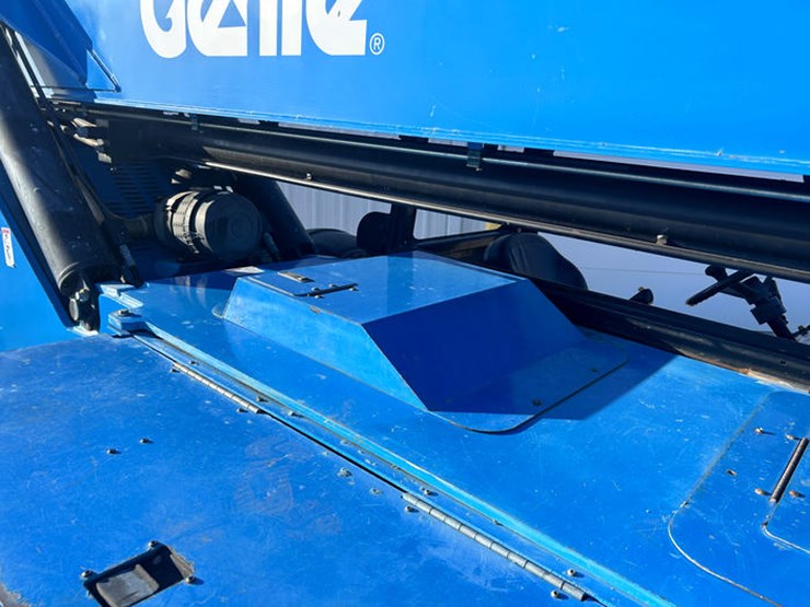 2017-genie-gth1056-image-36