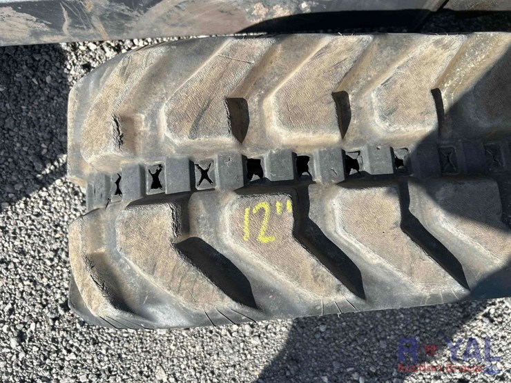 2017-deere-30g-image-30