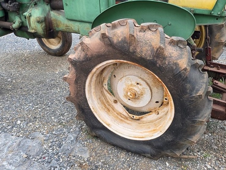 john-deere-m-image-12