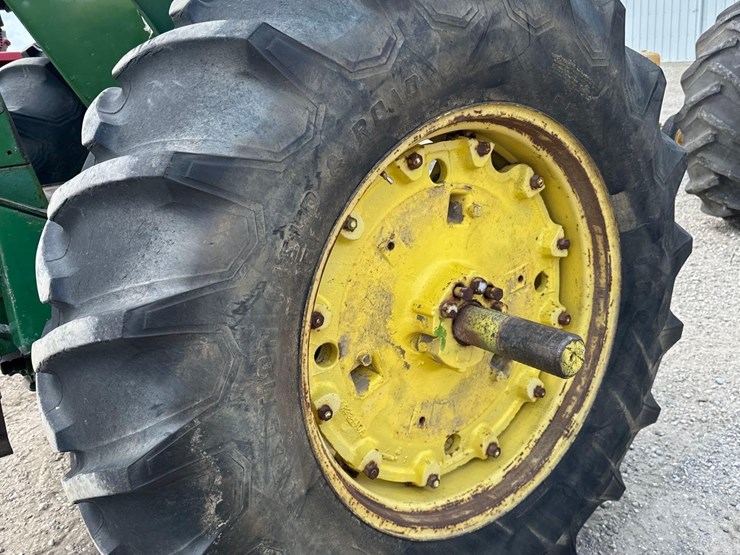 john-deere-4020-image-7