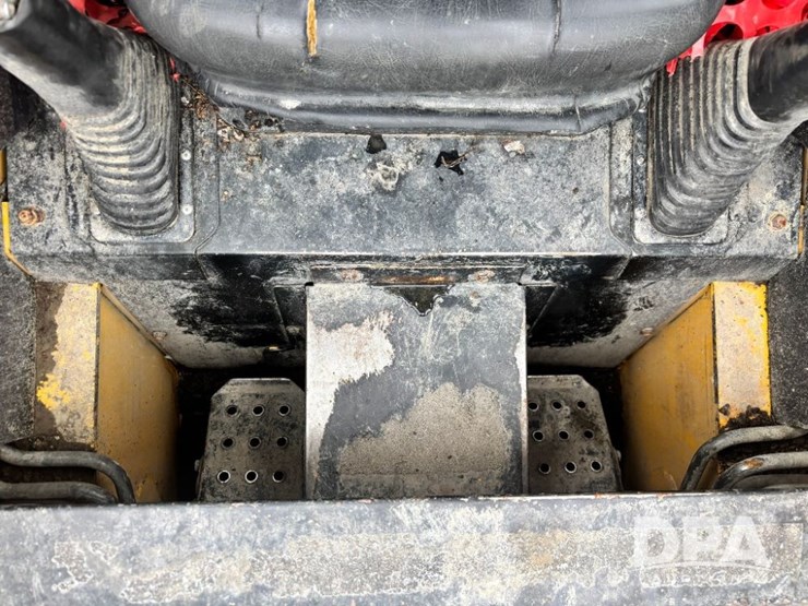 john-deere-250-image-26