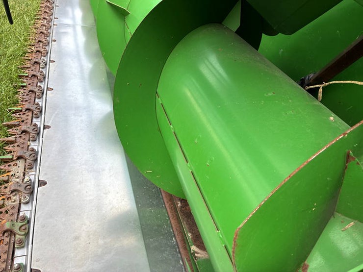 2010-john-deere-635f-image-9