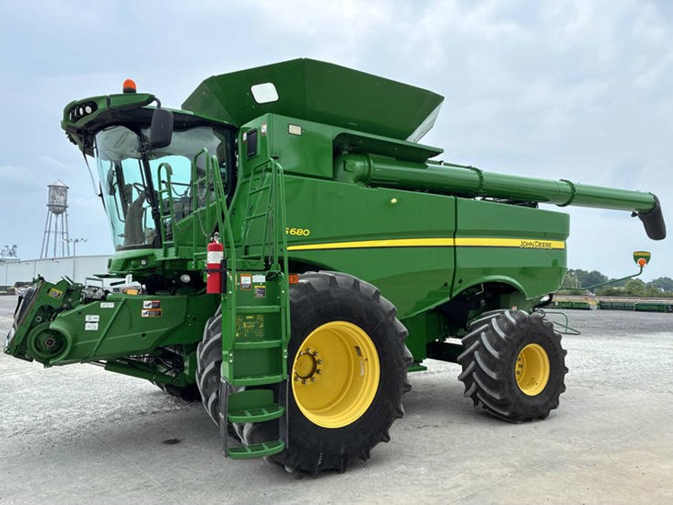 2016-john-deere-s680-image-12