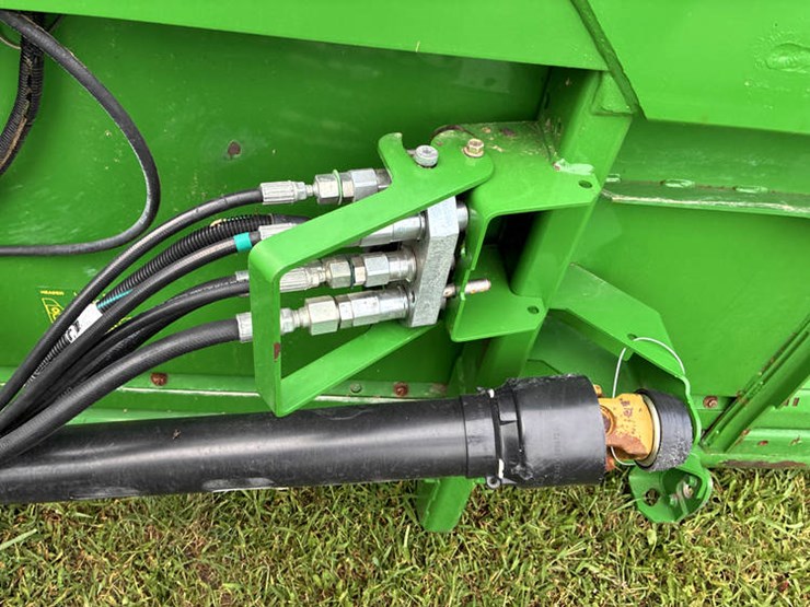 2010-john-deere-635f-image-14