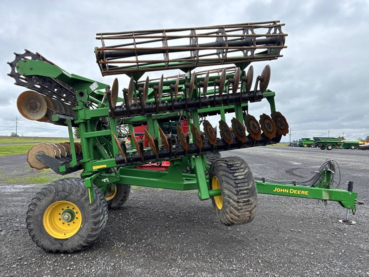 2020-john-deere-2680h-image-7