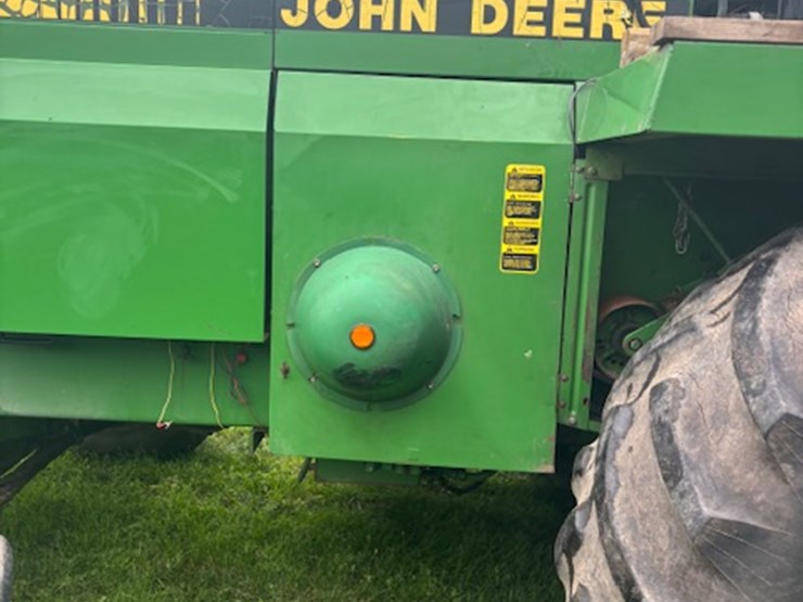 john-deere-6810-image-4