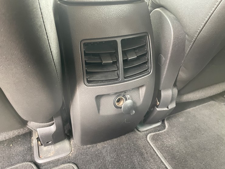 2010-ford-edge-image-65