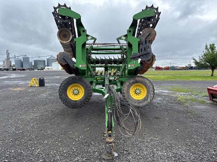 2020-john-deere-2680h-image-9
