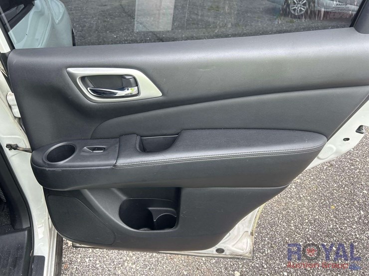 2018-nissan-pathfinder-image-28