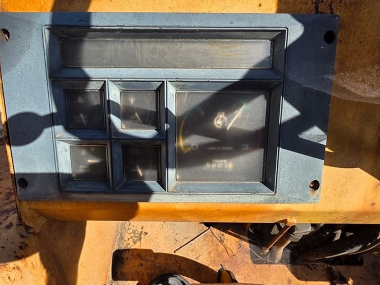 case-585e-image-37