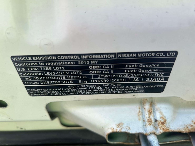 2013-nissan-pathfinder-image-16