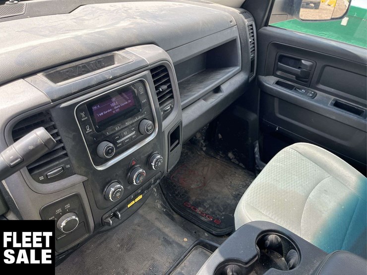 2016-ram-tradesman-image-8
