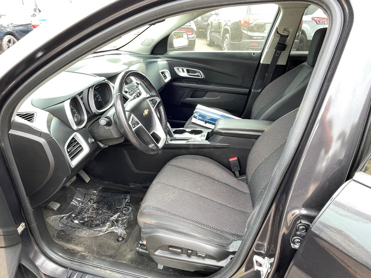 2013-chevrolet-equinox-lt-image-50