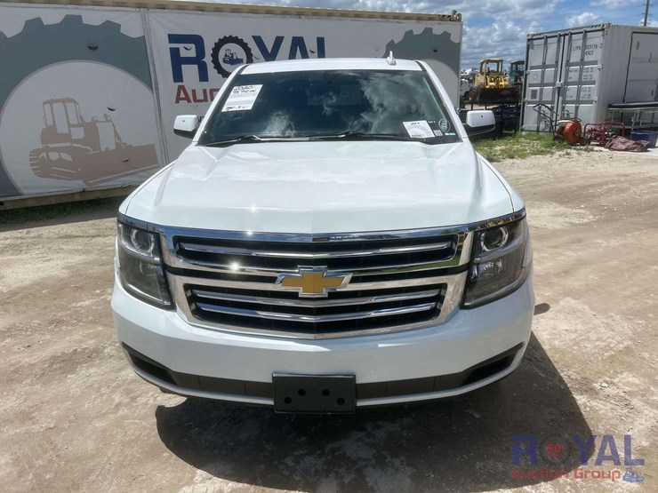 2020-chevrolet-tahoe-image-23