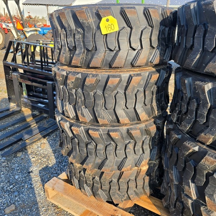 New 4-12-16.5 Forerunner Skidloader Tires