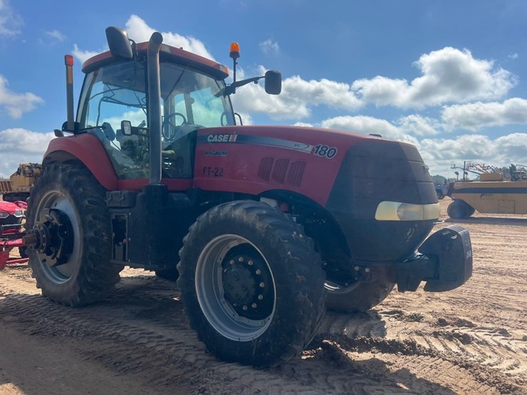 case-ih-magnum-180-image-6