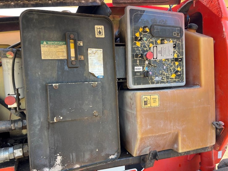 2000-jlg-800a-image-18