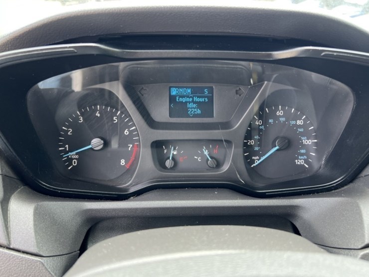 2015-ford-transit-image-23