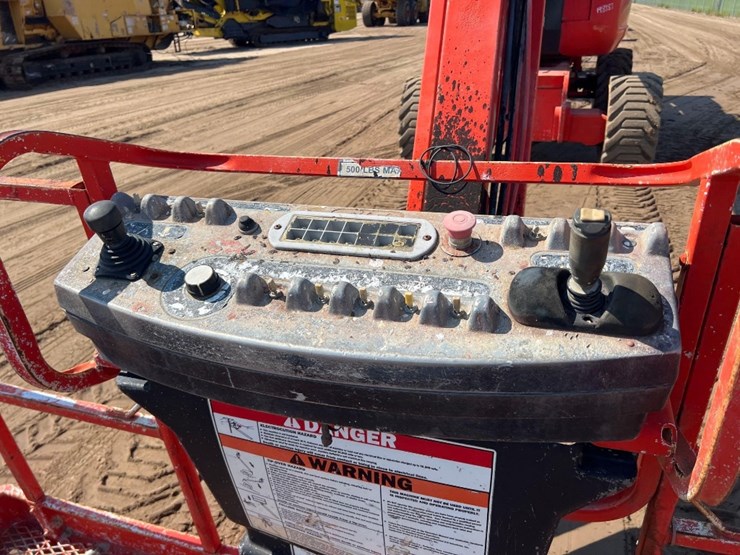 2000-jlg-800a-image-29