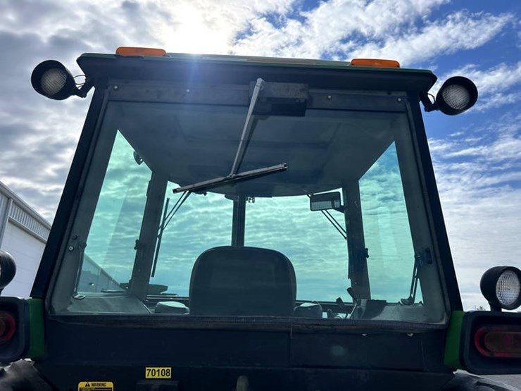 1990-john-deere-4455-image-23