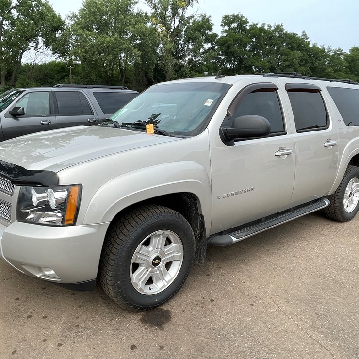 2008 CHEVROLET SUBURBAN