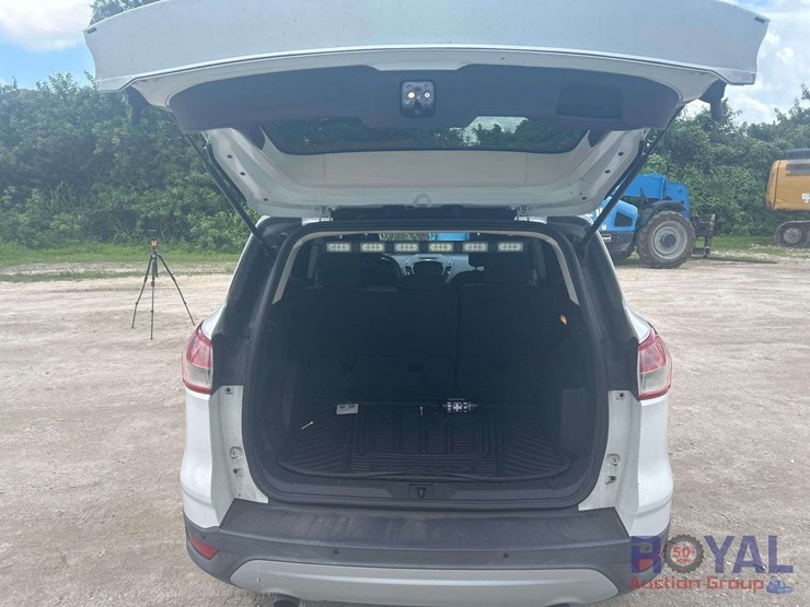 2016-ford-escape-image-16