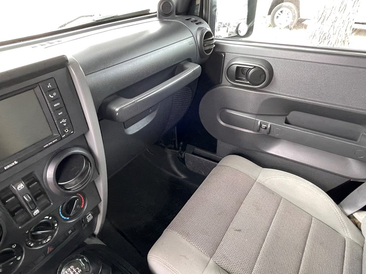2007-jeep-wrangler-unlimited-sahara-image-60