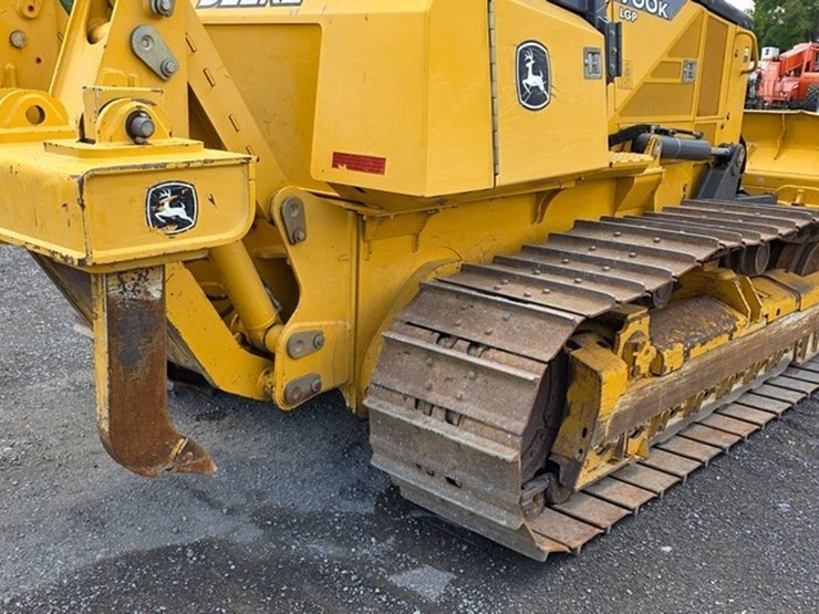 2014-deere-700k-lgp-image-28