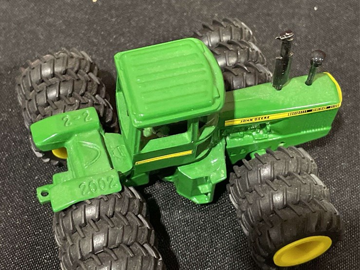john-deere-7520-image-11
