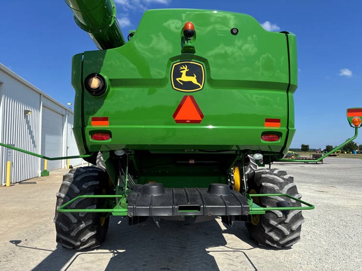 2013-john-deere-s670-image-5