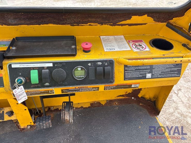 2018-taylor-dunn-bigfoot-b5-440-36-electric-utility-cart-image-9