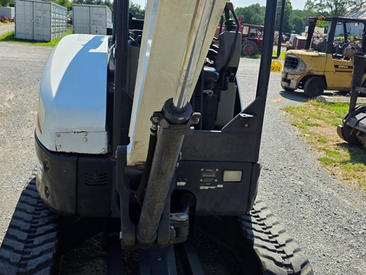 2020-bobcat-e35i-image-35