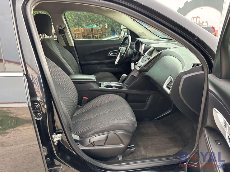 2015-chevrolet-equinox-image-22