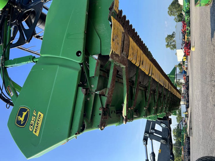 2011-john-deere-635f-image-18