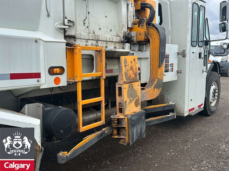 2017-international-workstar-7400-image-22