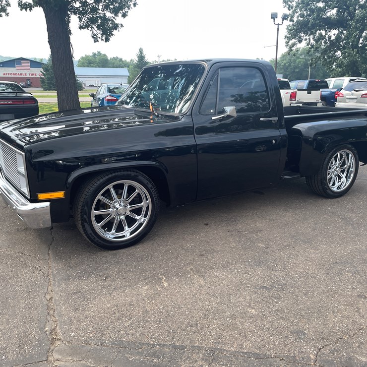1982 CHEVROLET C10