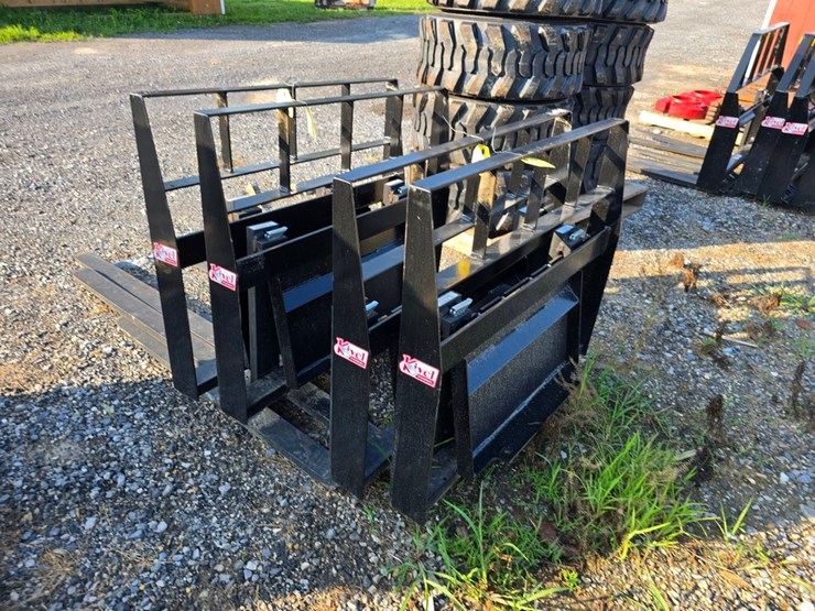 new-kivel-mini-walk-behind-pallet-forks-image-1
