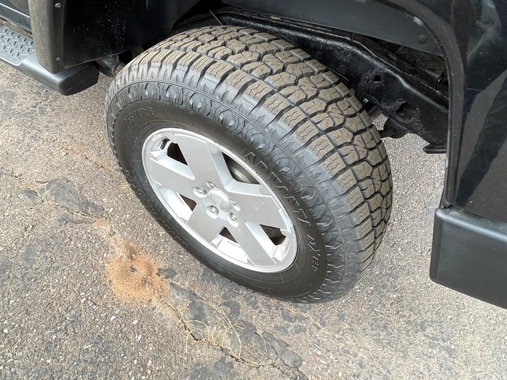 2007-jeep-wrangler-unlimited-sahara-image-21