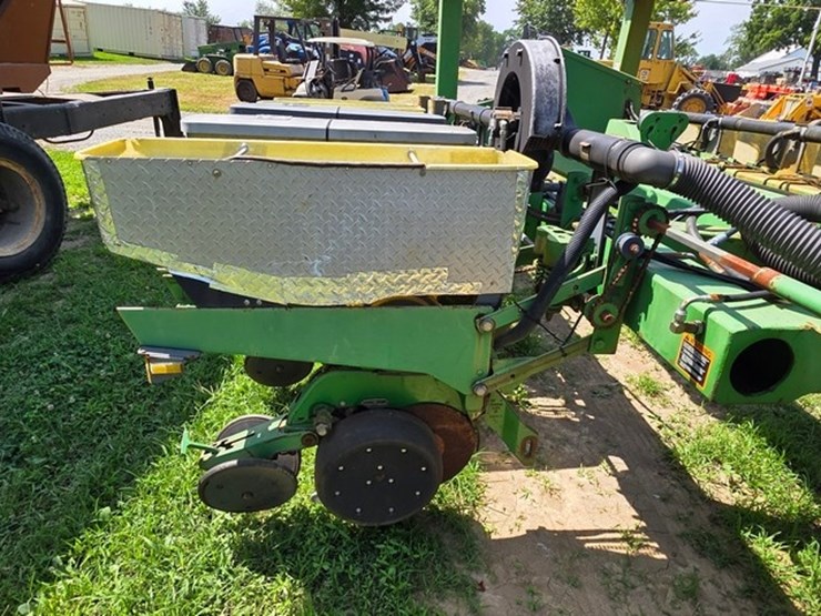 john-deere-1770-image-26