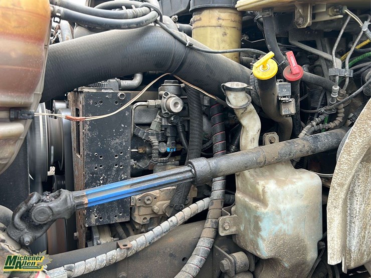 2010-international-durastar-4300-image-21