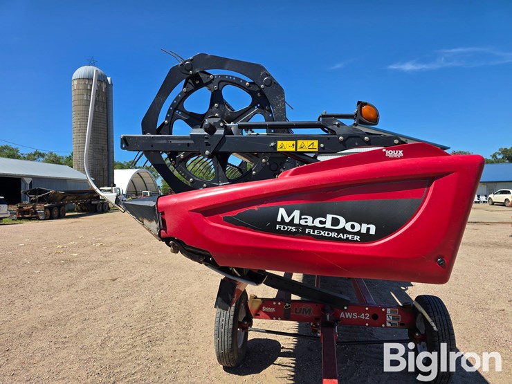 2017-mac-don-fd75-image-8