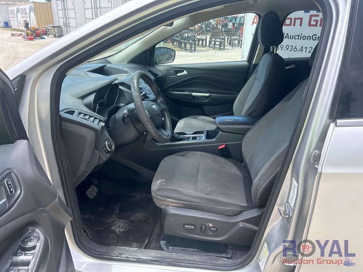 2017-ford-escape-image-9