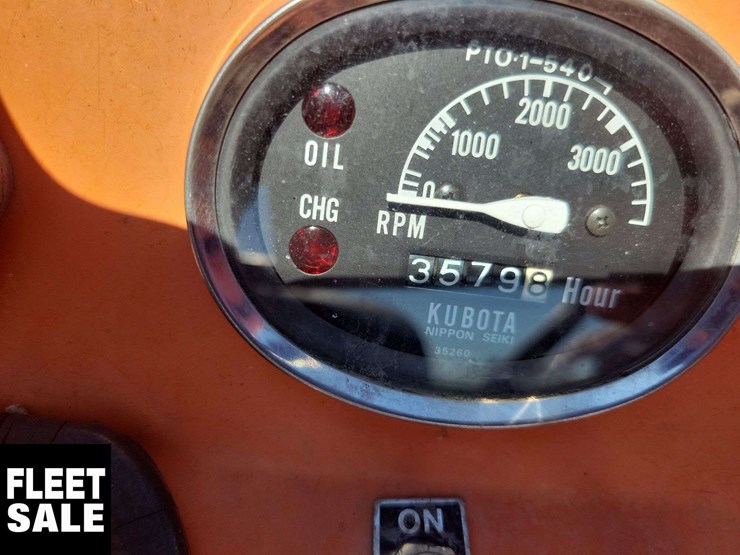 kubota-l235-image-8