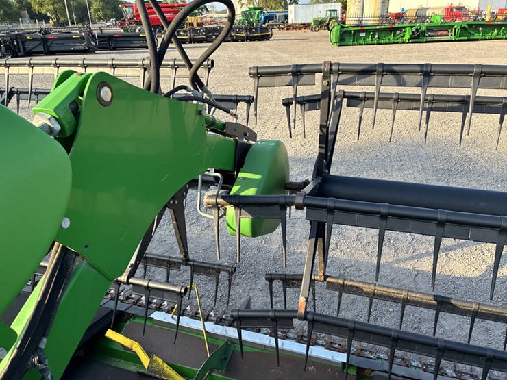 2013-john-deere-640fd-image-24