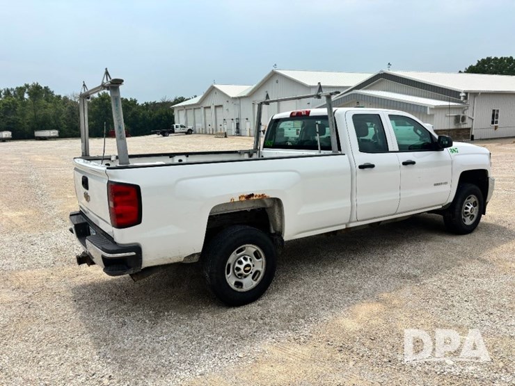 2015-chevrolet-2500hd-image-5