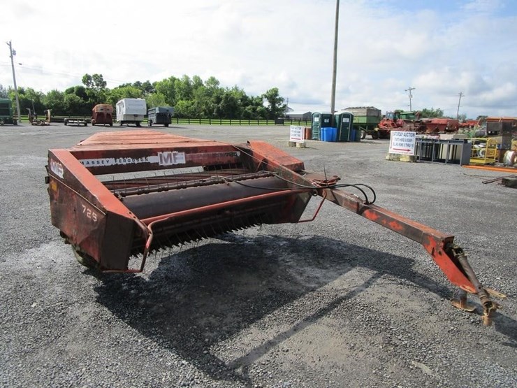massey-ferguson-725-image-1